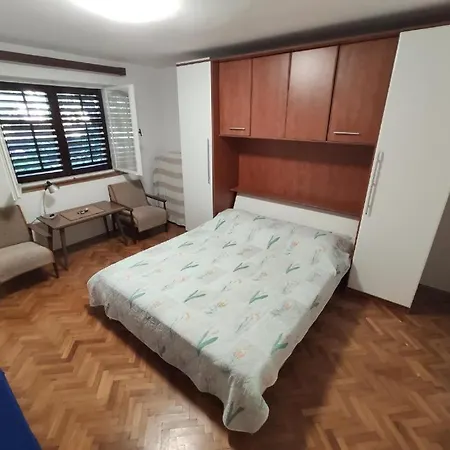 Apartman Peaceful 30 Meters From Sea! *